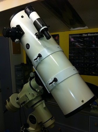 Orion Optics 200mm f4 Newtonian Reflector